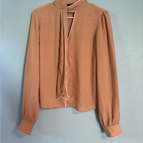 Bundle of Professional Clothes - Picture 11 of 13